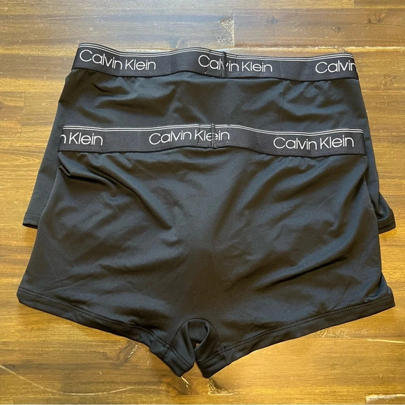 Calvin Klein Microfiber Stretch Boxer Briefs - Picture 2 of 3